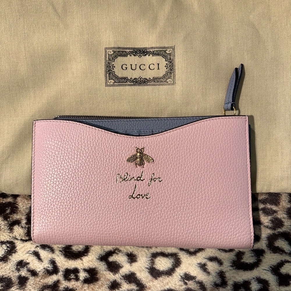 ⭐️GUCCI Large Wallet⭐️AUTHENTIC⭐️